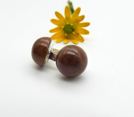 Ohrstecker aus Zwetschge, 8 mm