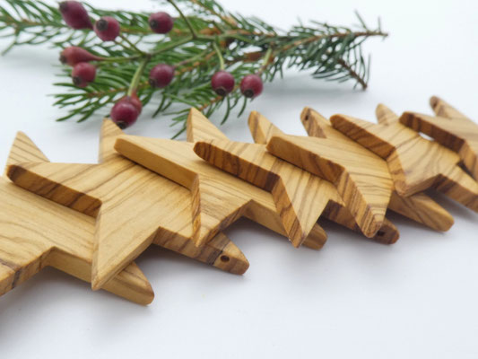 8 Sterne-Anhänger aus Olivenholz