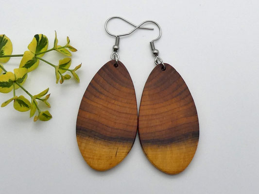 Ohrringe aus Holz - Eibe