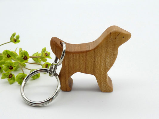 Hund Schlüsselanhänger aus Kirsche