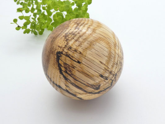 Holzkugel aus Roteiche 60 mm - Baum des Jahres 2025