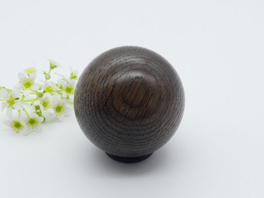 Holzkugel aus Mooreiche 46 mm
