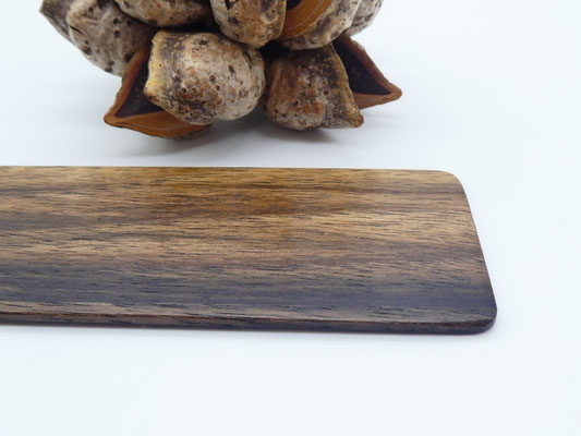 Lesezeichen aus Holz, Walnuss