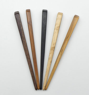 Haarnadeln aus Holz