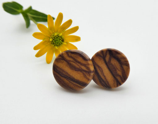 Ohrstecker aus Olivenholz 10 mm