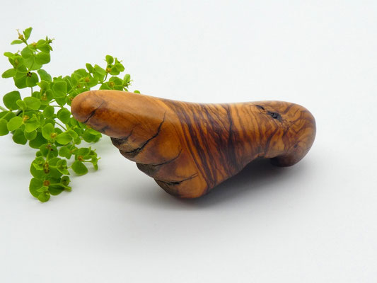 Handschmeichler aus Olivenholz