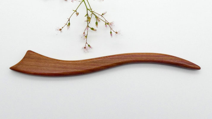 gebogener Haarstab aus Holz - Zwetschge