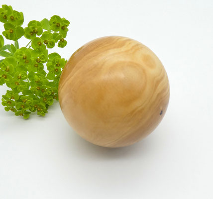 Holzkugel aus Lärche 64 mm