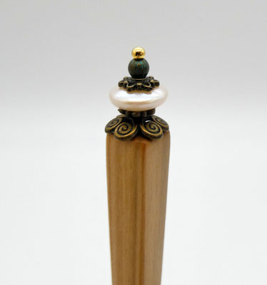 Haarstab aus Holz, Kirsche & Süßwasserperle