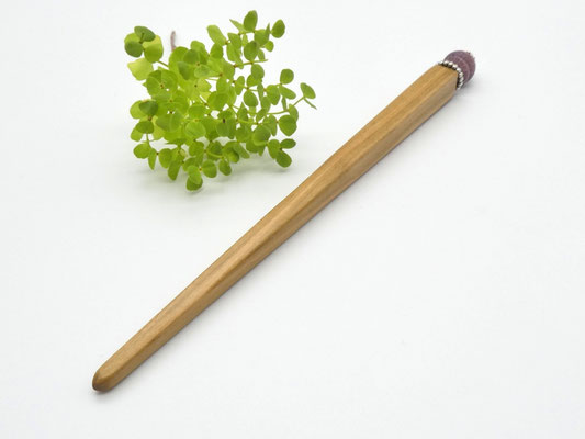 Haarstab aus Kirsche & Karneol