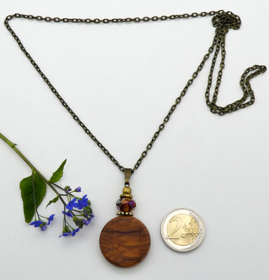 Schmuckanhänger aus Olivenholz & Glasperle