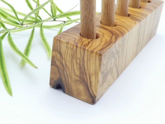 Stiftehalter aus Holz - Olivenholz für den Schreibtisch