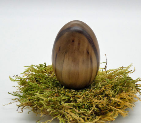 Osterei aus Amber