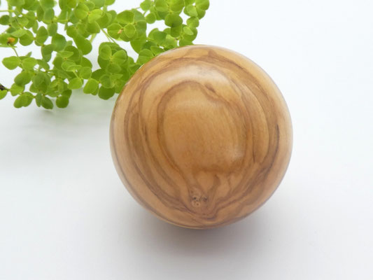 Holzkugel aus Olivenholz, 52 mm