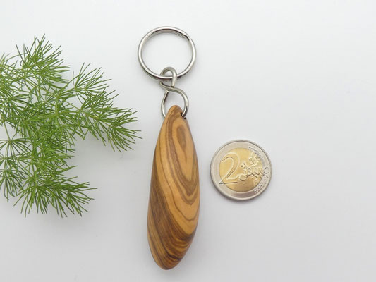 Schlüsselanhänger aus Olivenholz