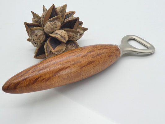 Flaschenöffner mit Holzgriff aus Sheoak