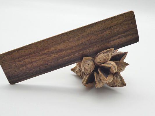 Lesezeichen aus Walnuss