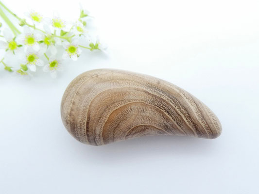 Handschmeichler aus Holz - Edelkastanie (Maroni)