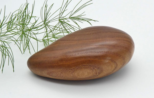 Handschmeichler aus Holz - Ulme