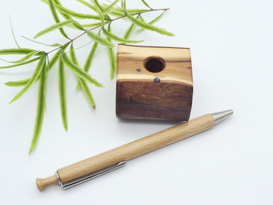 Stifthalter aus Eibe