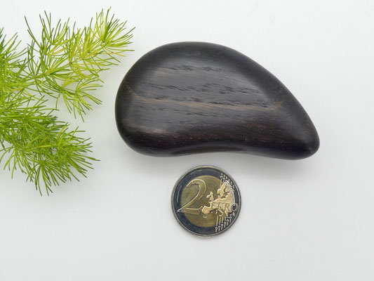 Handschmeichler aus Holz - Mooreiche