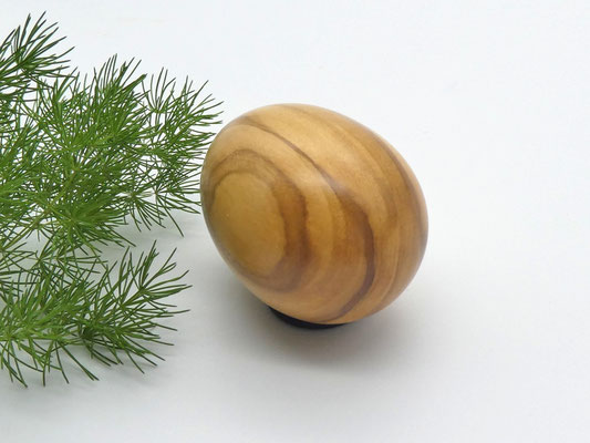 kleines Osterei aus Holz - Olivenholz