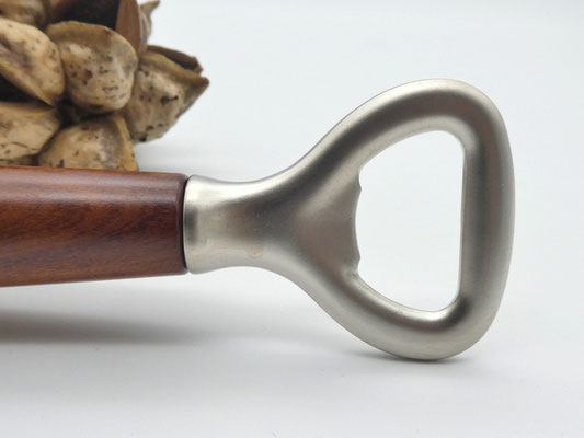 Flaschenöffner mit Holzgriff aus Zwetschge