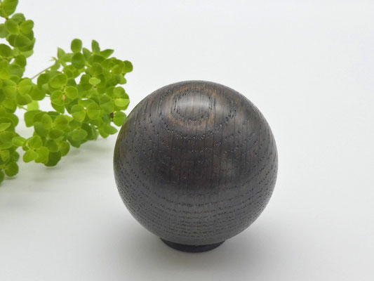 Holzkugel aus Mooreiche 48 mm