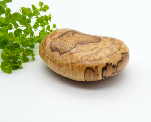 Handschmeichler aus gestockter Eberesche