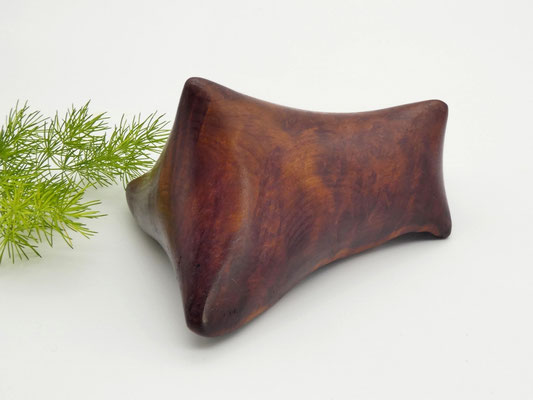 Handschmeichler-Objekt aus Holz, Mammutbaum