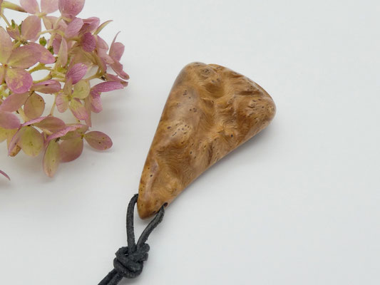 Anhänger aus Holz - Ahornmaser