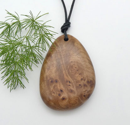 Anhänger aus Holz - Ahornmaser