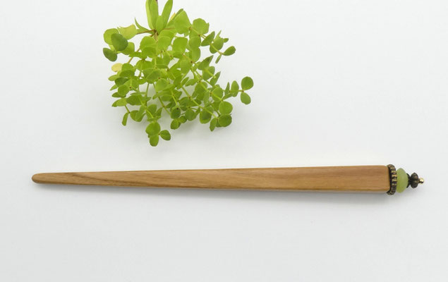 Haarstab aus Kirsche & Serpentin