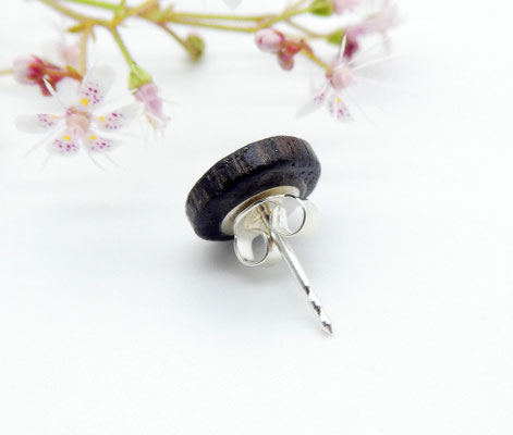 Einzel-Ohrstecker aus Mooreiche 10 mm