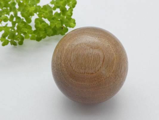 Holzkugel aus Walnuss, 54 mm