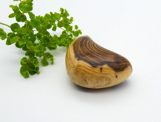 Handschmeichler aus Robinie (Akazie)