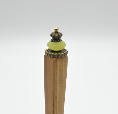 Haarstab aus Kirsche & Serpentin