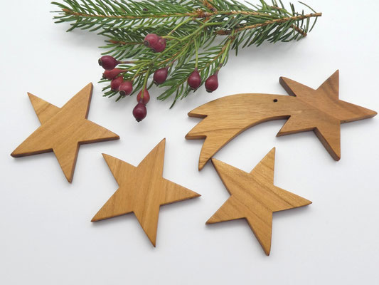 3 Holzsterne & 1 Komet aus Kirsche