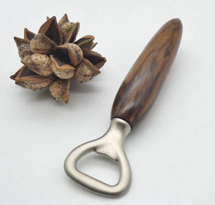 Flaschenöffner mit Holzgriff aus Walnuss