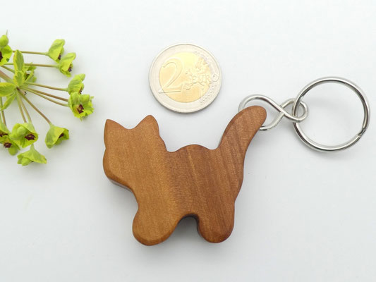 Schlüsselanhänger Katze aus Apfelbaum