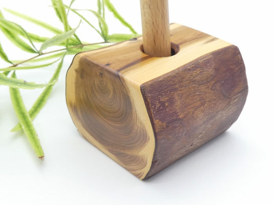 Stifthalter aus Eibe