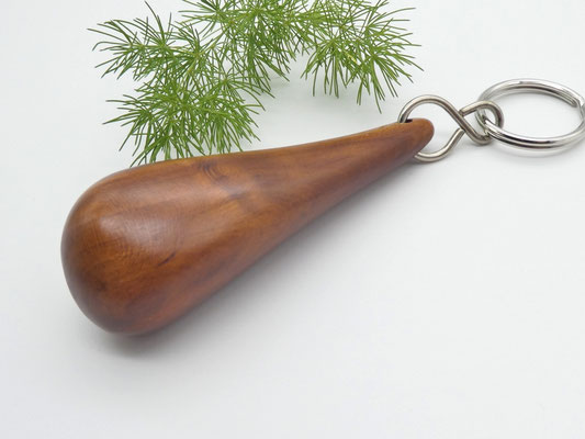 Schlüsselanhänger-Handschmeichler aus Zwetschge