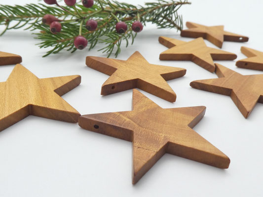 8 Holzsterne aus Kirsche
