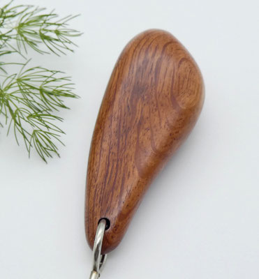 Schlüsselanhänger aus Holz - Sheoak