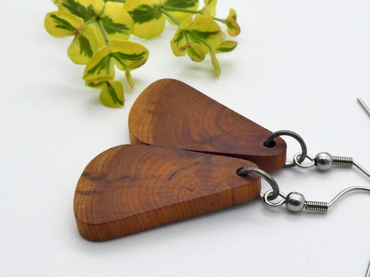 Ohrringe aus Holz - Eibe