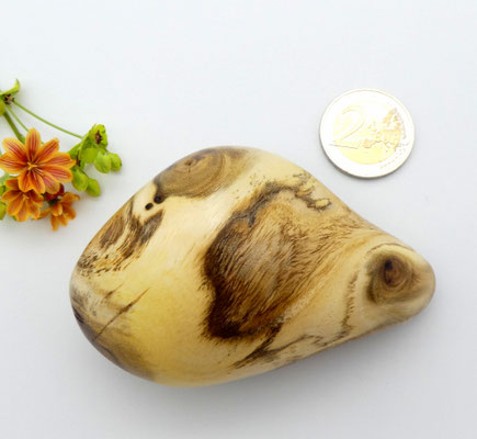 Handschmeichler aus Robinie (Akazie)