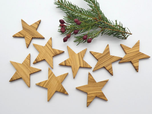 8 Sterne-Anhänger aus Olivenholz