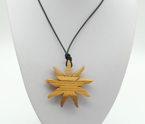 Schmuckanhänger aus Holz - Sonne aus Olivenholz