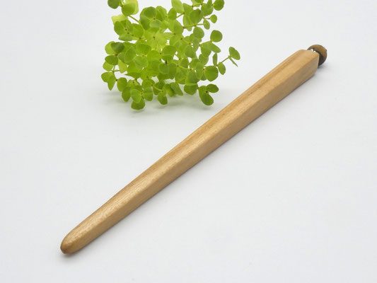 Haarstab aus Kirschholz & Tigerauge