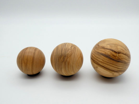 3 Holzkugeln aus Olivenholz